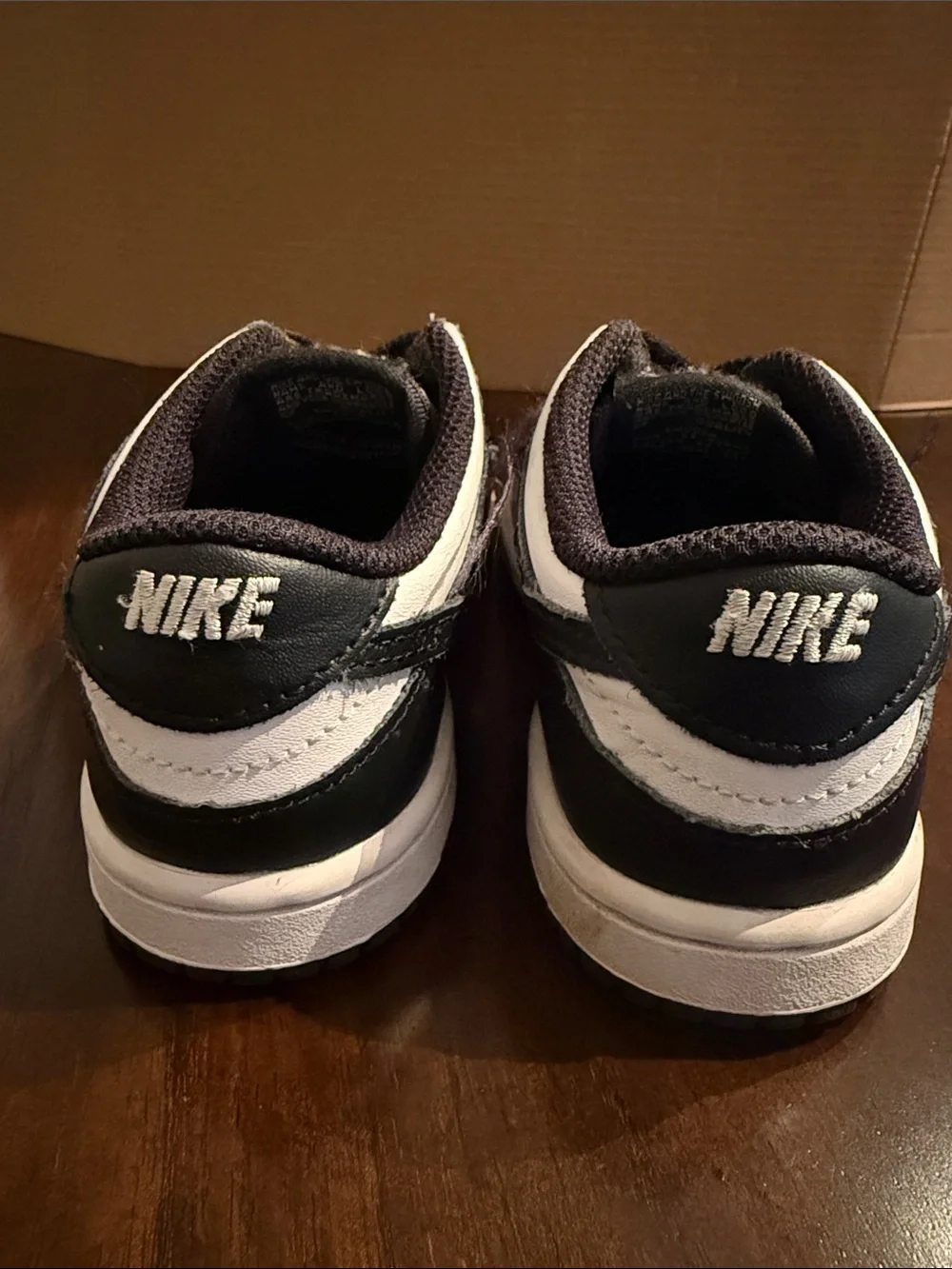 Nike Kids White and Black Low-Top Sneakers